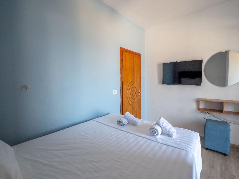Sunny Hotel image