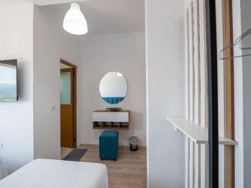 Sunny Hotel image