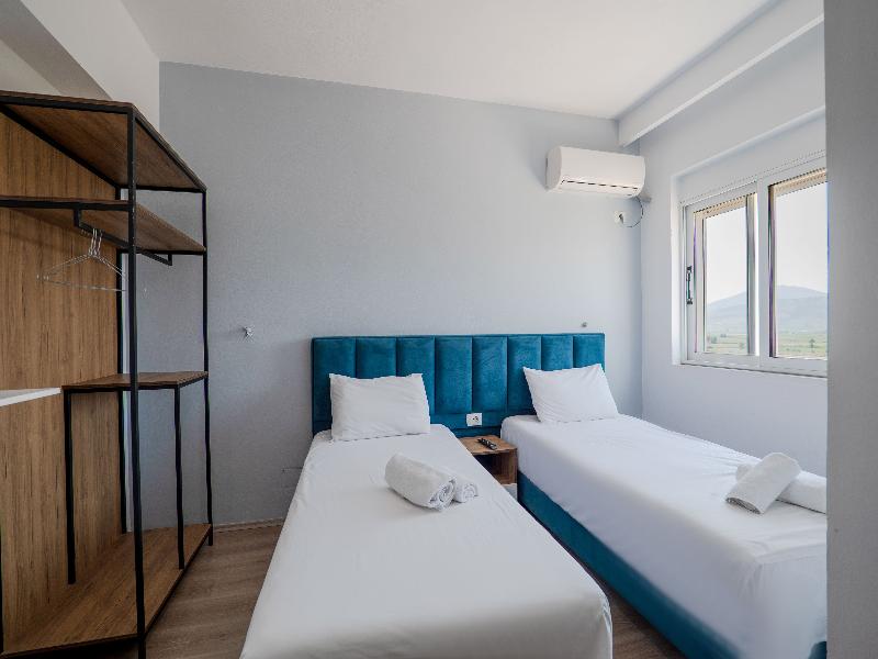 Sunny Hotel image