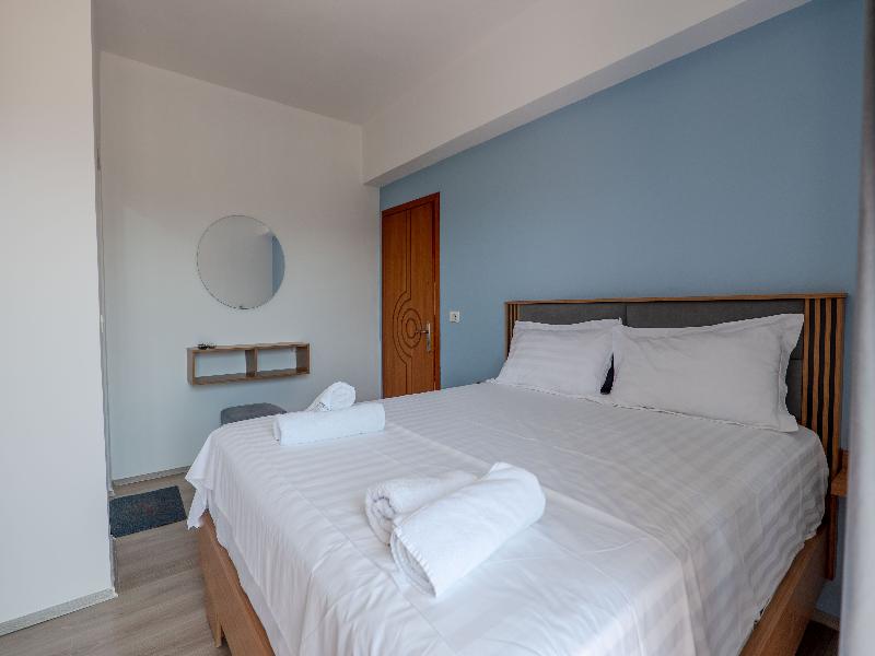 Sunny Hotel image