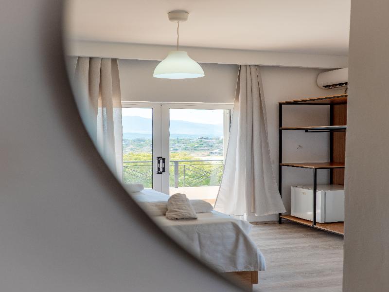 Sunny Hotel image