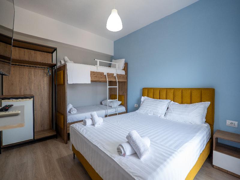 Sunny Hotel image