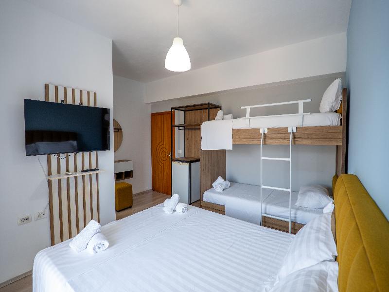 Sunny Hotel image