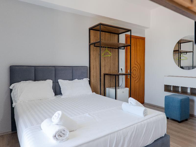 Sunny Hotel image