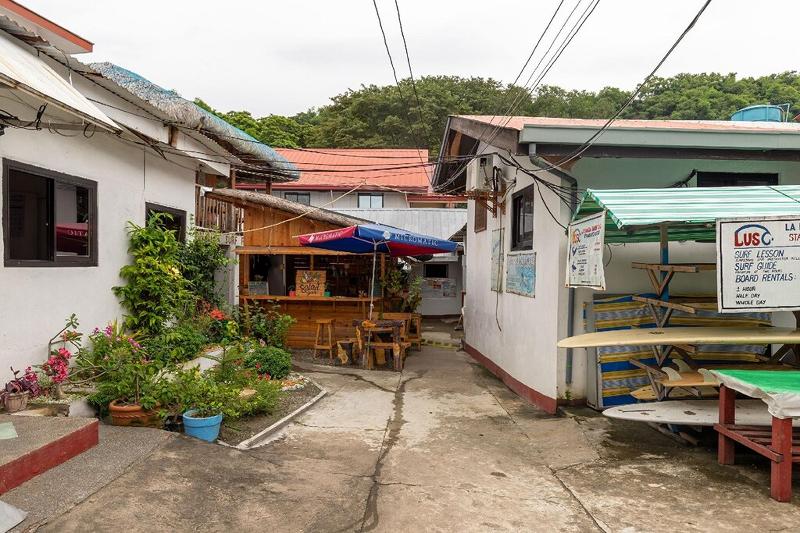 Monaliza Surf Resort By Zuzu image