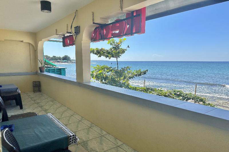 Monaliza Surf Resort By Zuzu image