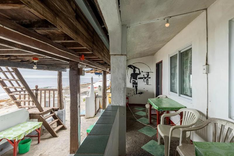 Monaliza Surf Resort By Zuzu image