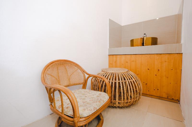 Monaliza Surf Resort By Zuzu image