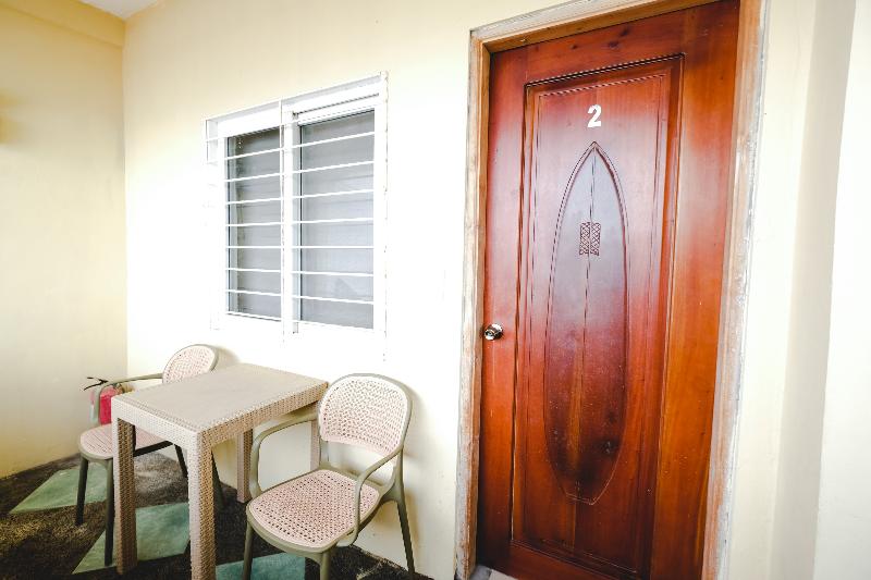 Monaliza Surf Resort By Zuzu image