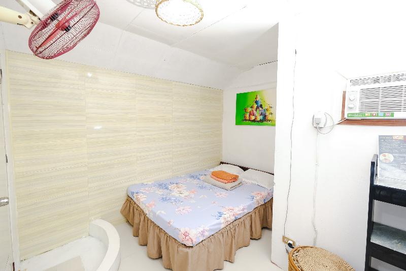 Monaliza Surf Resort By Zuzu image