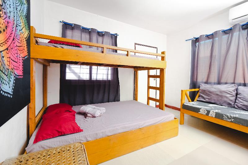 Monaliza Surf Resort By Zuzu image