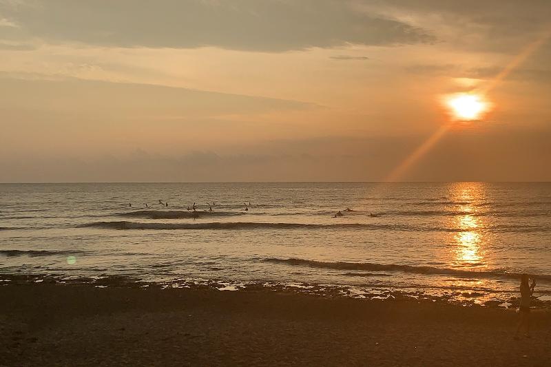 Monaliza Surf Resort By Zuzu image