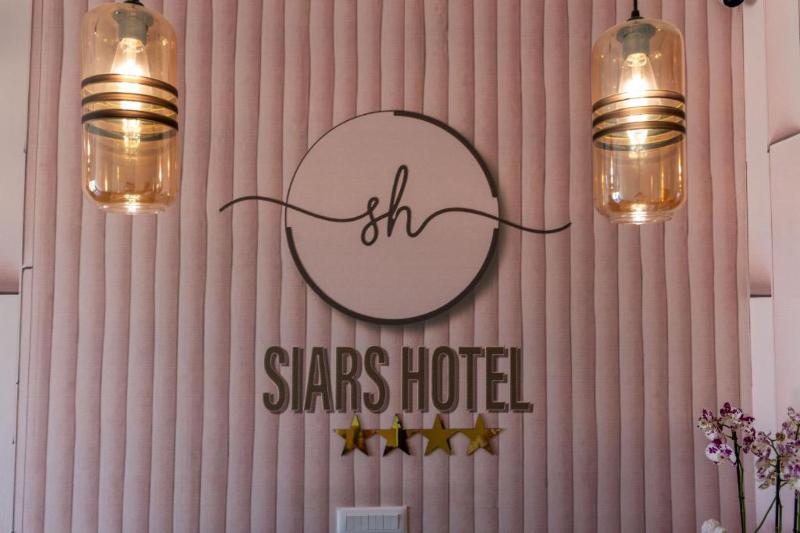Hotel Siars image