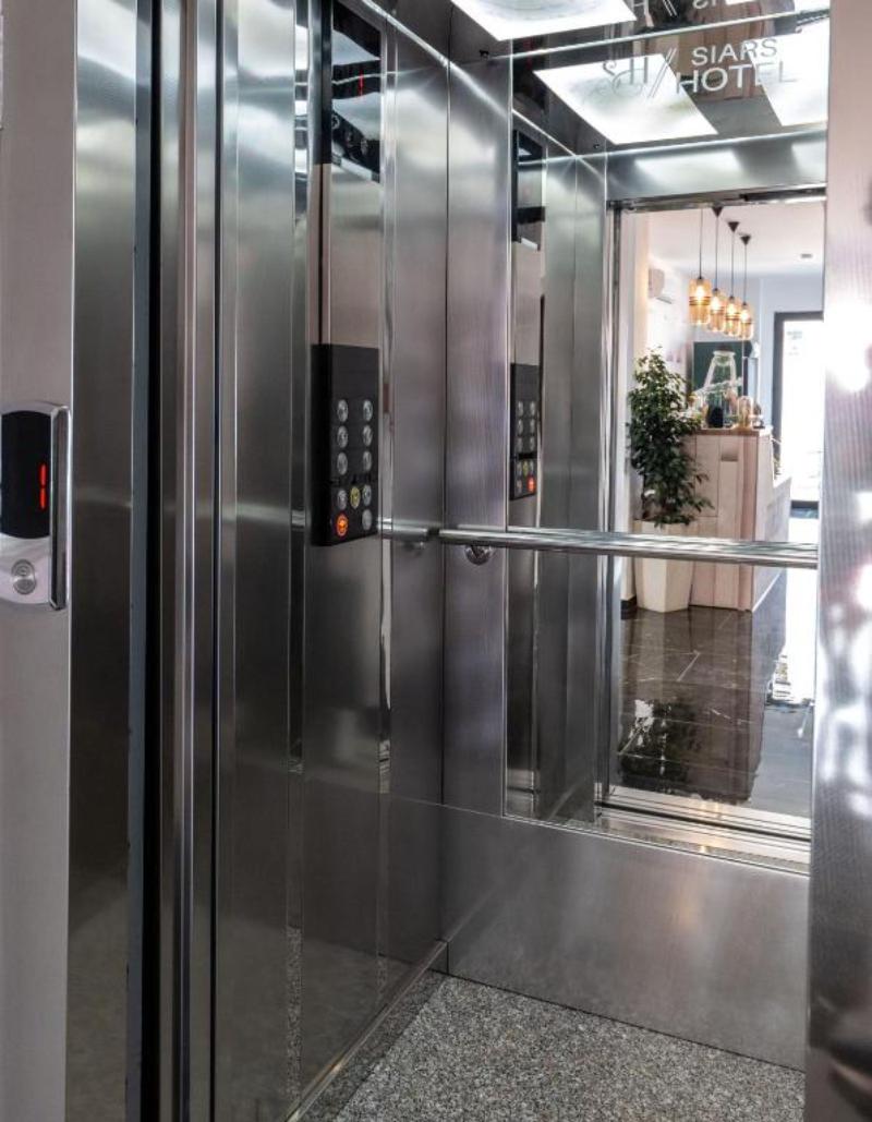Hotel Siars image