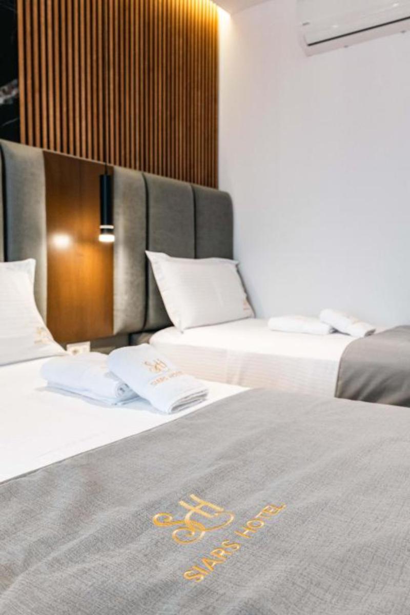 Hotel Siars image