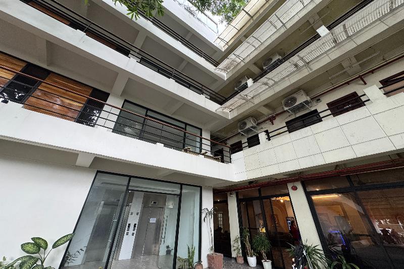 Franca Arcade Near Quezon City Circle By Zuzu