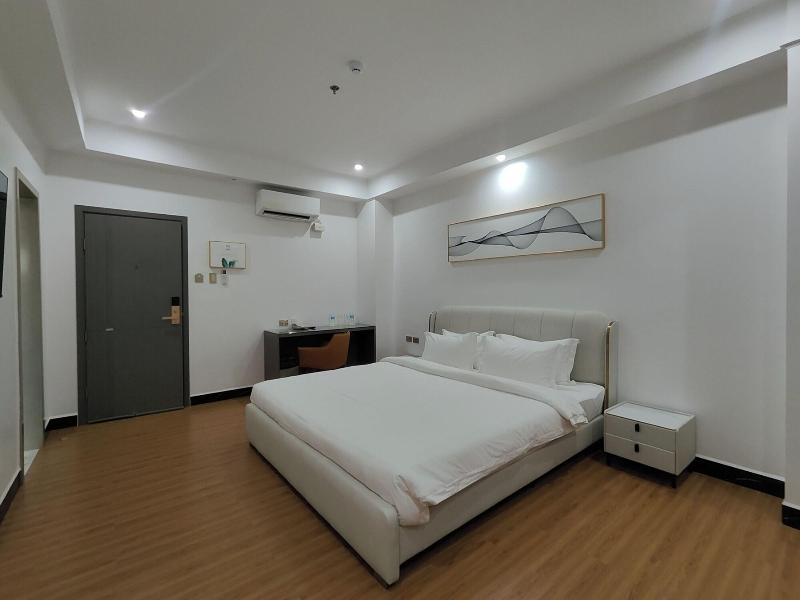 Mactan Grand Golden Hotel near Airport By Zuzu image