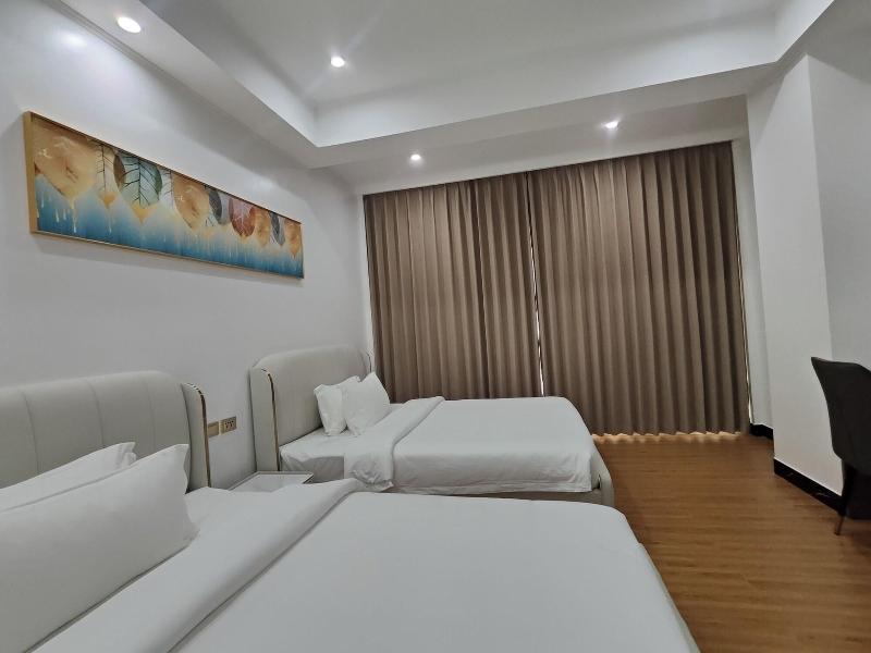 Mactan Grand Golden Hotel near Airport By Zuzu image
