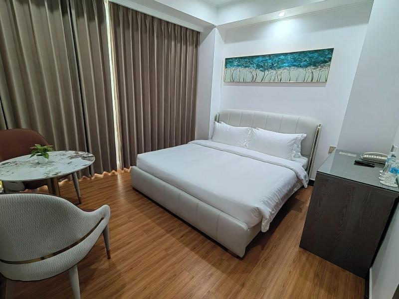 Mactan Grand Golden Hotel near Airport By Zuzu image