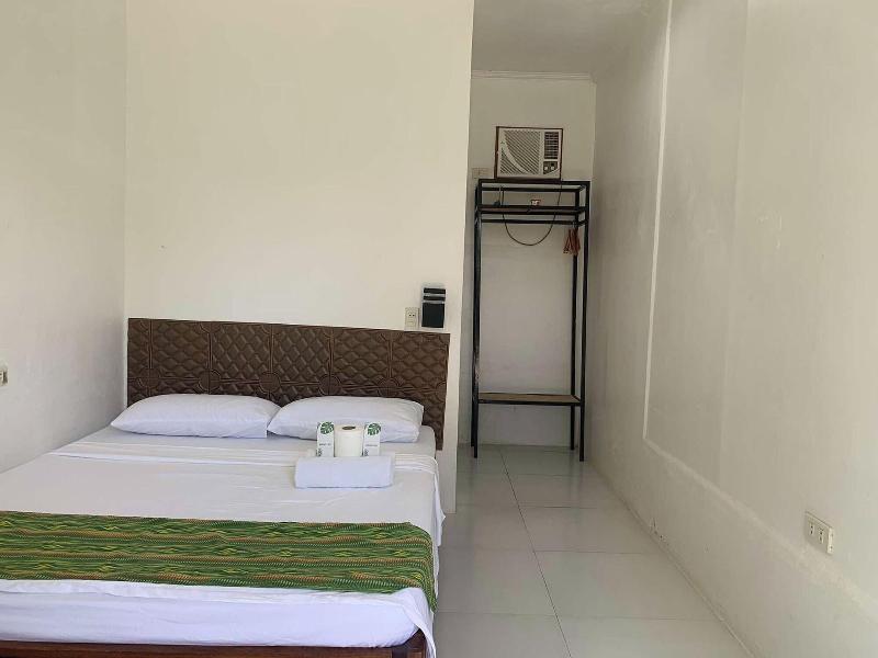 Green Dale’s Travellers Inn Puerto Princesa image