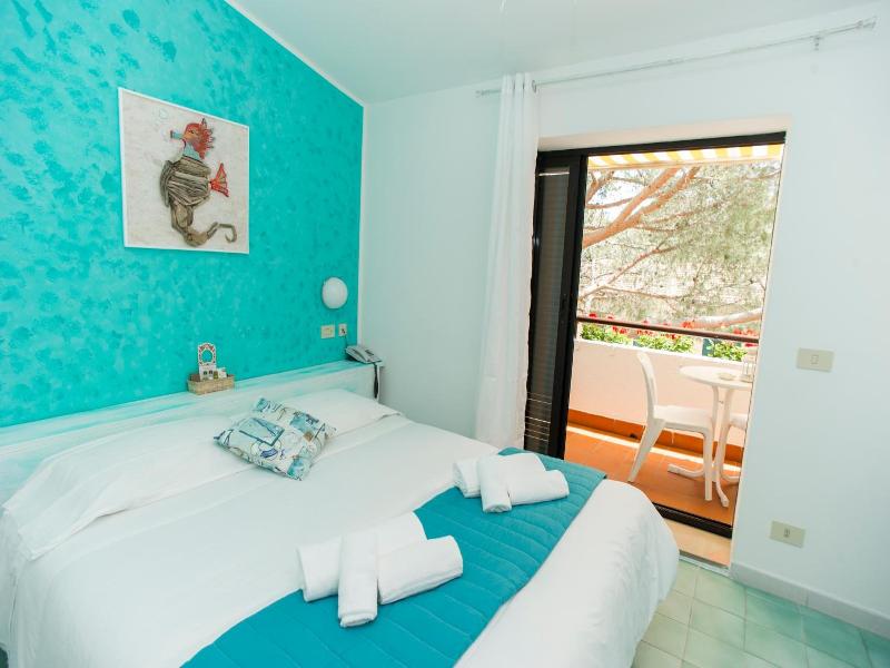 Hotel Punto Verde image