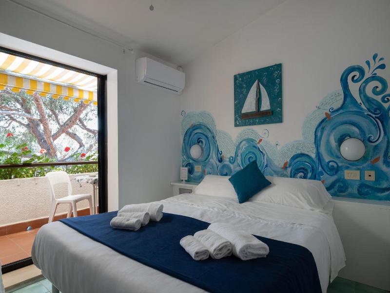 Hotel Punto Verde image