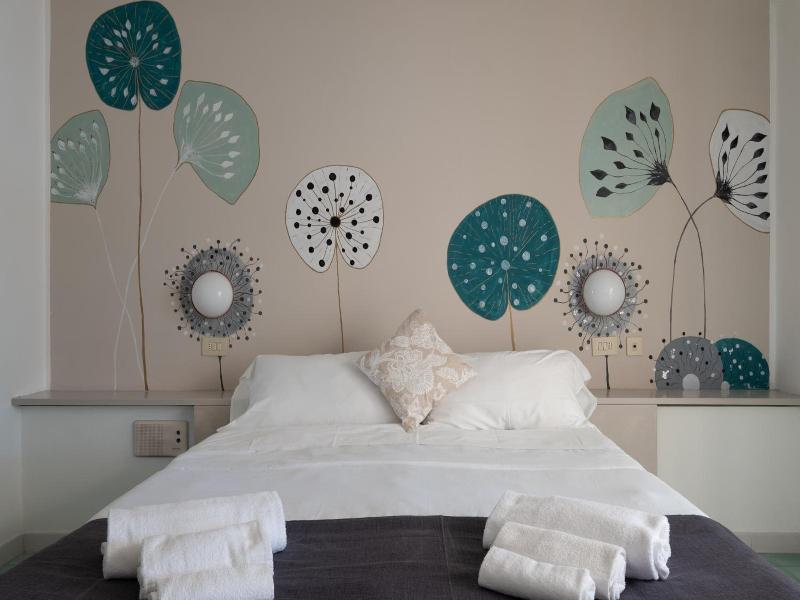 Hotel Punto Verde image