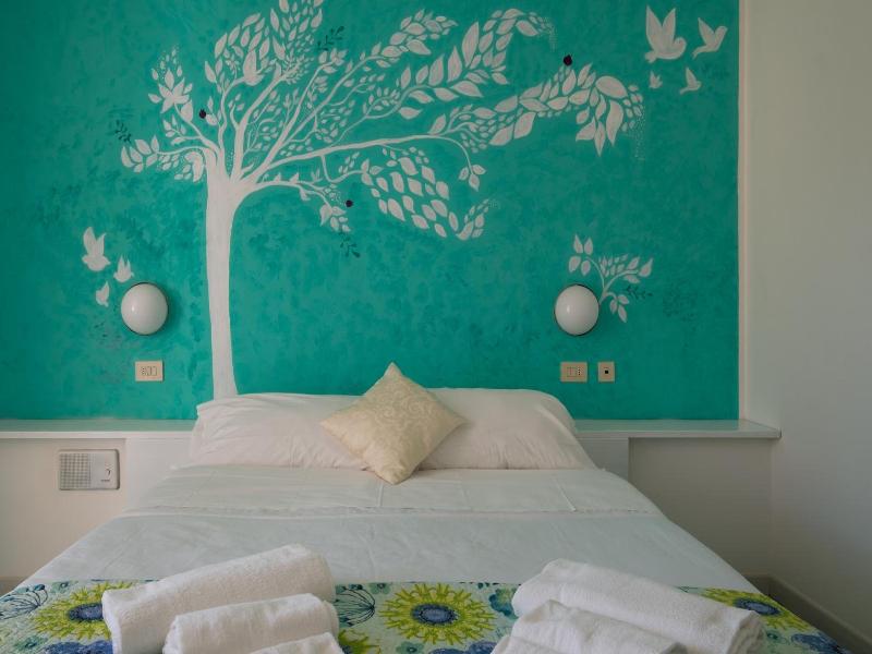 Hotel Punto Verde image