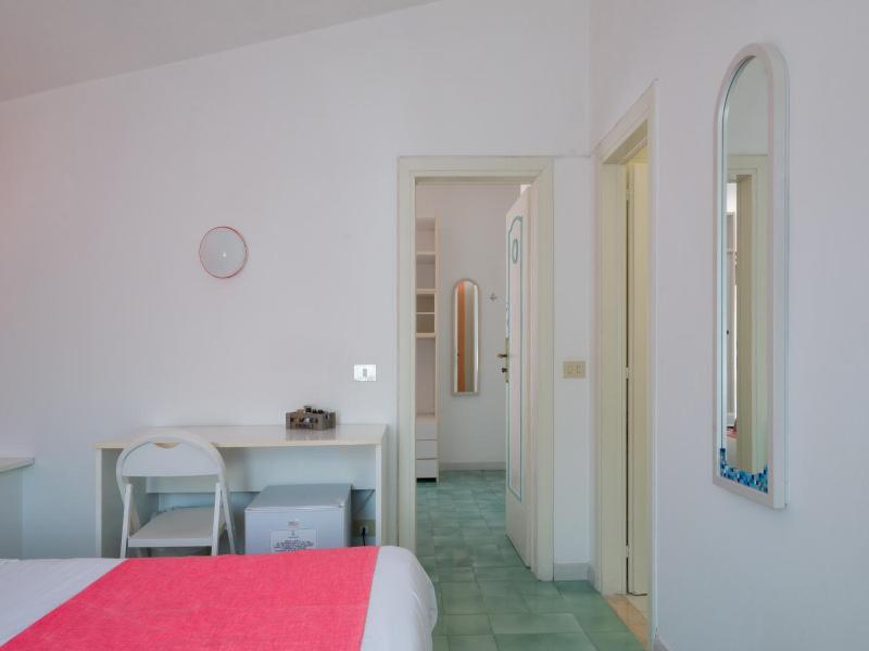 Hotel Punto Verde image