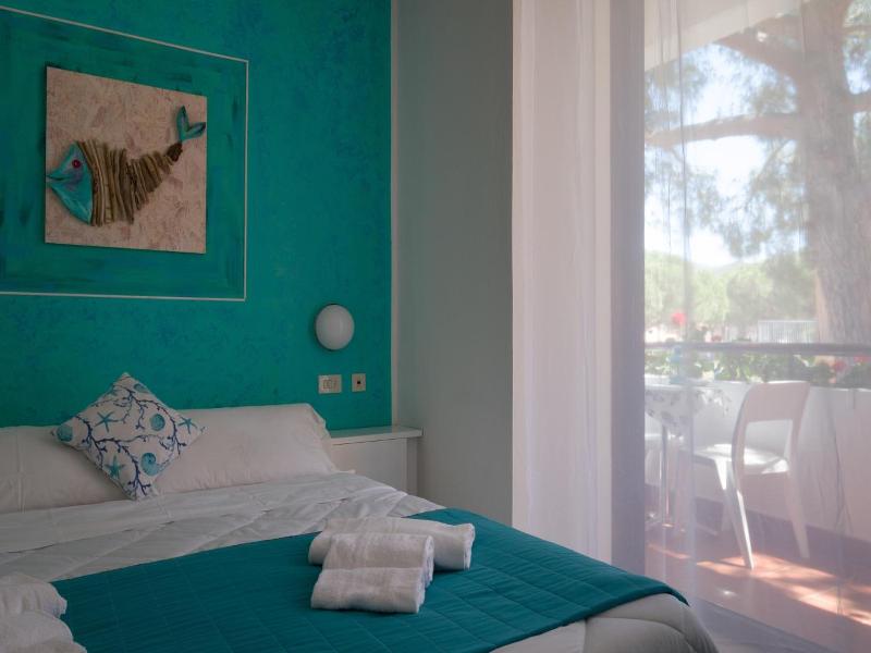 Hotel Punto Verde image