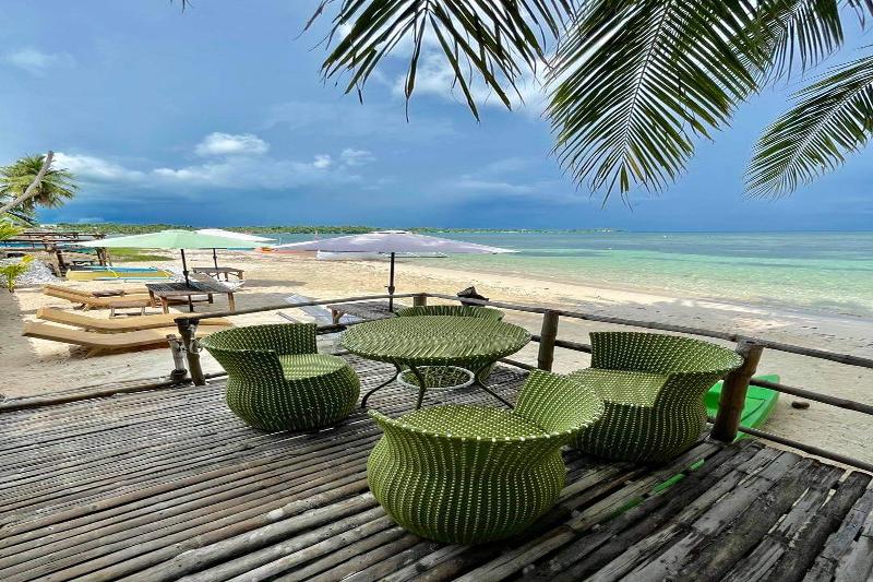 Sirom Beach House By Zuzu image