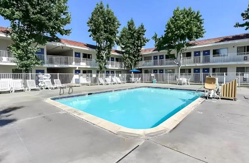 Super 8 By Wyndham San Jose