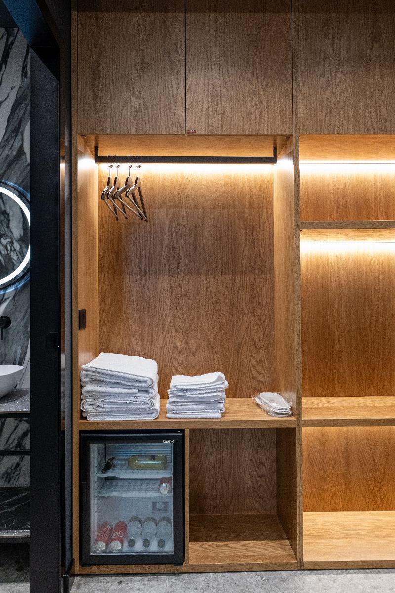 Gest Hotel image