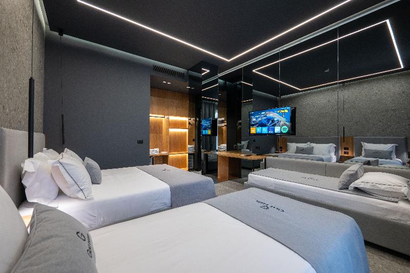 Gest Hotel image