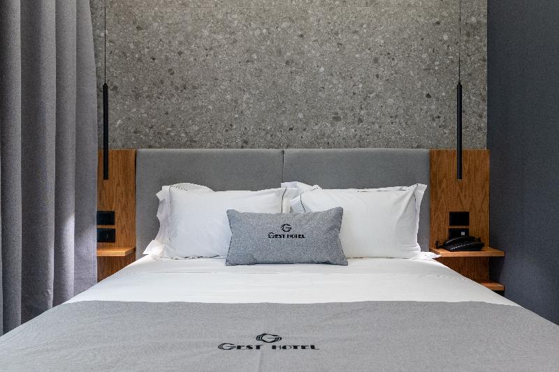 Gest Hotel image