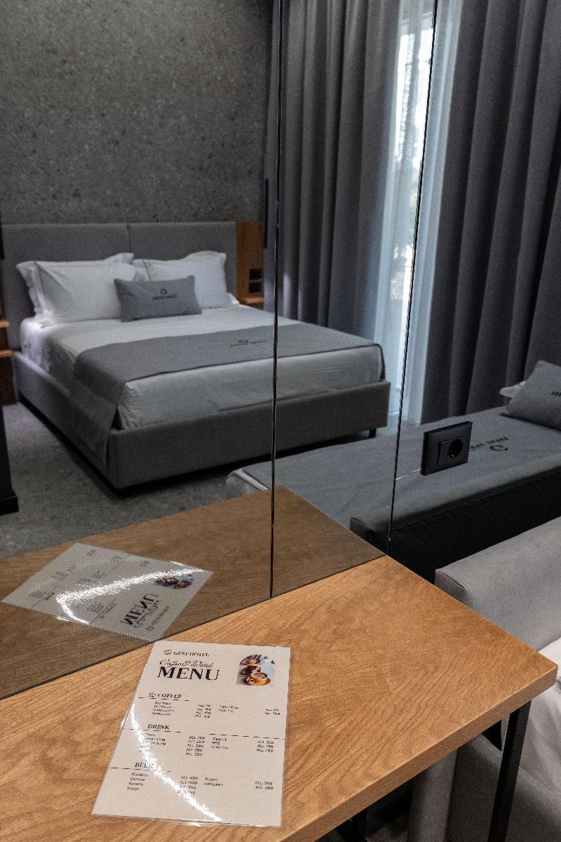 Gest Hotel image