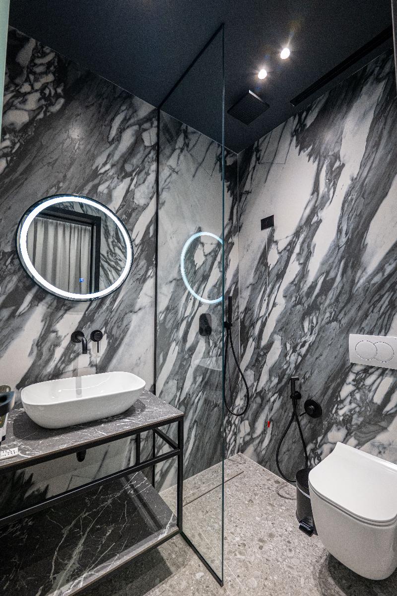 Gest Hotel image