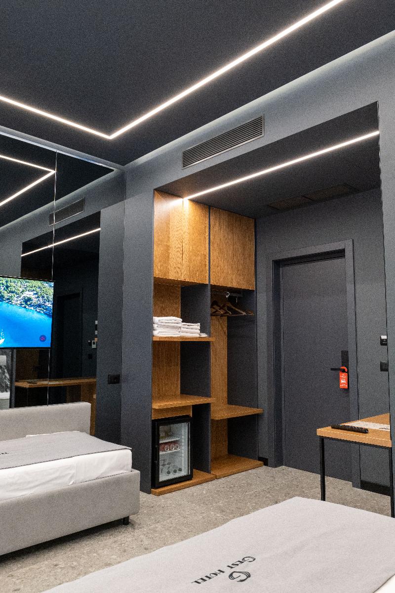 Gest Hotel image