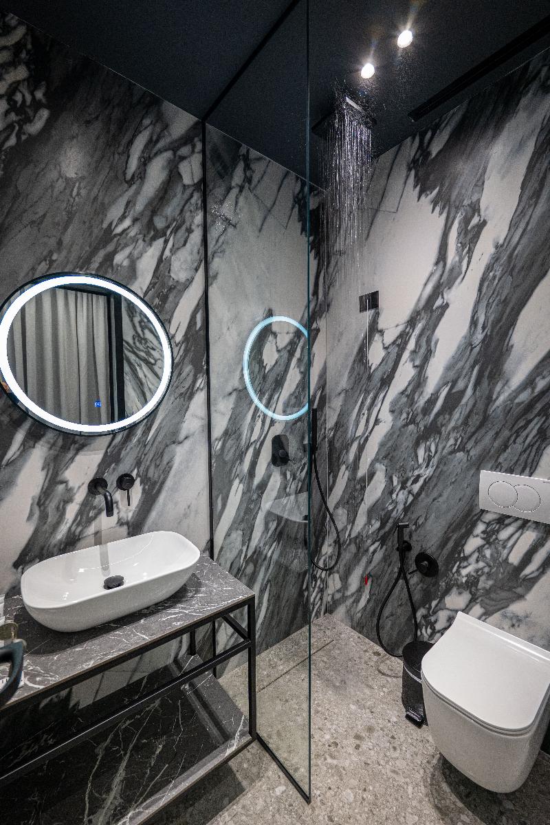 Gest Hotel image