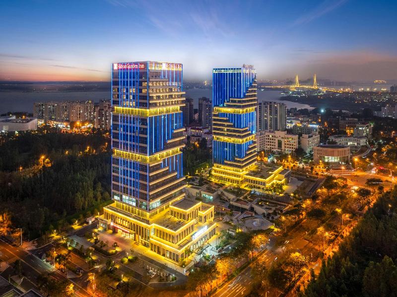 Hilton Garden Inn Danzhou Yangpu image