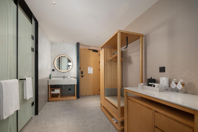 Hilton Garden Inn Danzhou Yangpu image