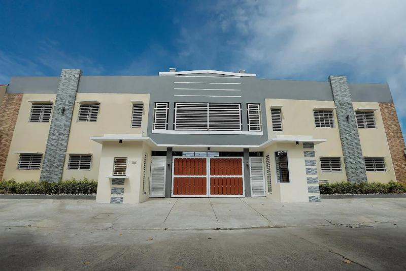 Ljenj Apartelle Near Clark Airport By Zuzu