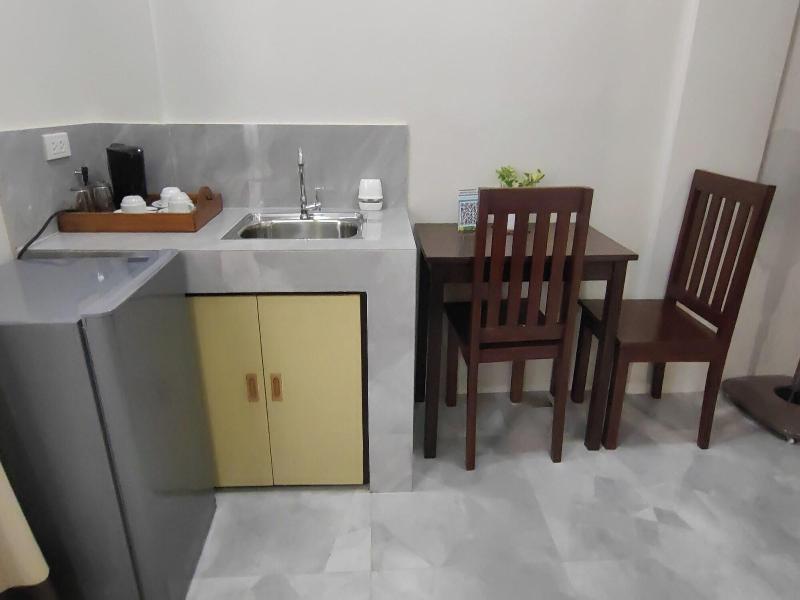 Jmorino Pension House Palawan City Center By Zuzu image