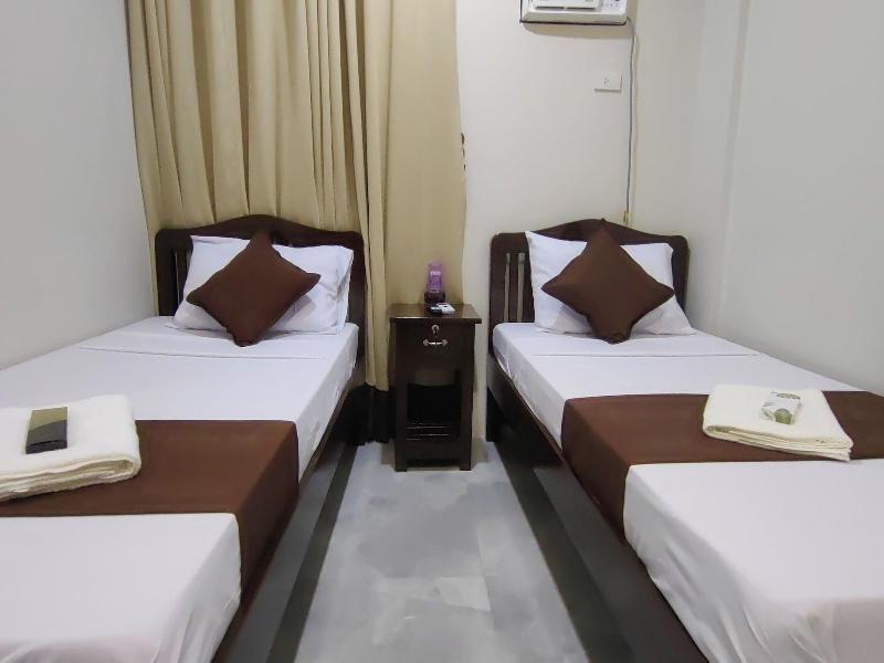 Jmorino Pension House Palawan City Center By Zuzu image