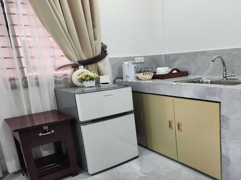 Jmorino Pension House Palawan City Center By Zuzu image