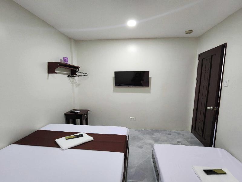 Jmorino Pension House Palawan City Center By Zuzu image