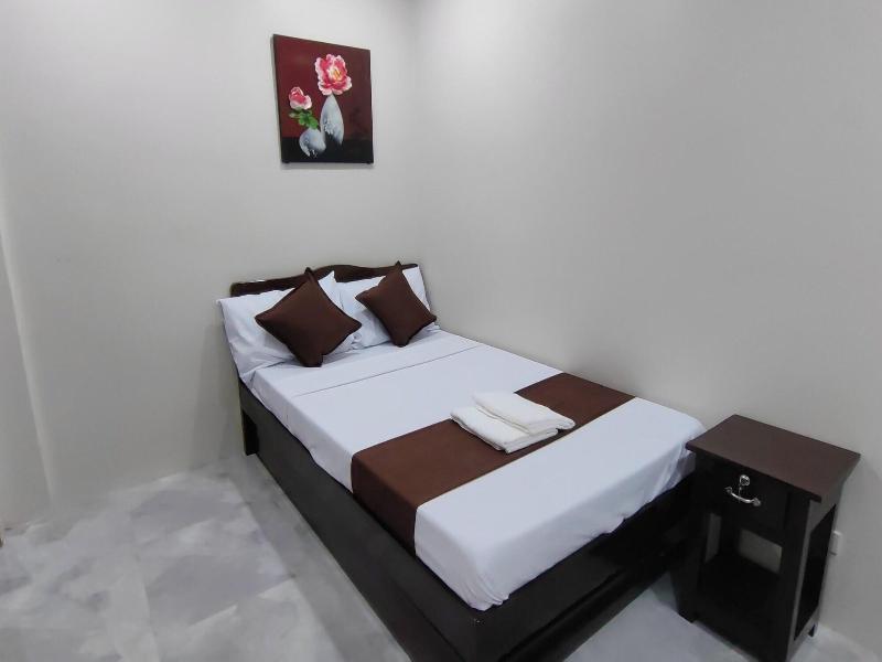 Jmorino Pension House Palawan City Center By Zuzu image