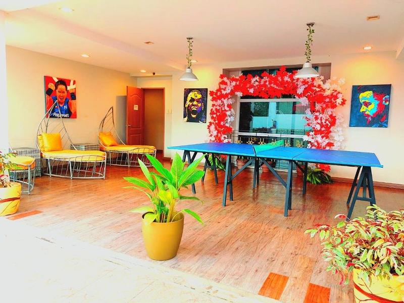Tagaytay Hotel Sixb City Center image
