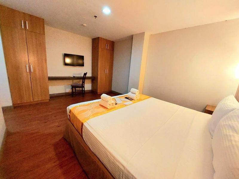 Tagaytay Hotel Sixb City Center image