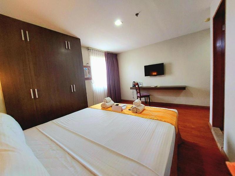 Tagaytay Hotel Sixb City Center image